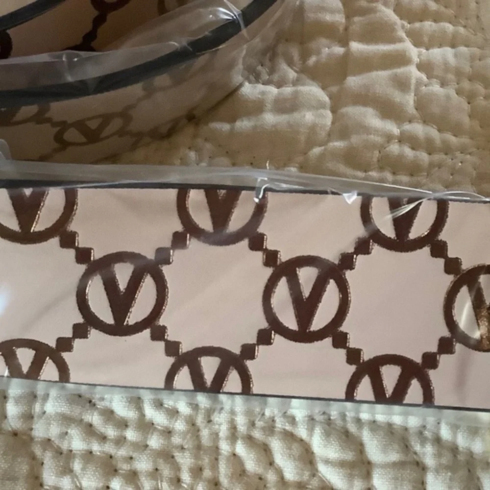 SOLD VALENTINO AUTHENTIC NEW WTAG MARIO VALENTINO GIUSY MONOGRAM LEATHER NUDE - Picture 7 of 10